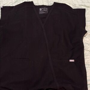 Figs scrub top